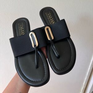 ITALIAN SHOEMAKERS - Women’s Black Sandals With Gold Accent - 7